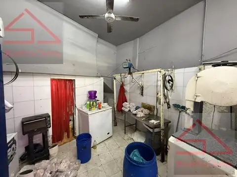 Local en  Venta - 4,12 X 6,8 - Zona Comercial - Ramos Mejia