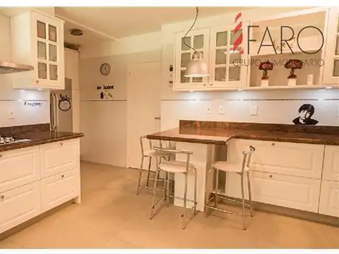 Casa en Venta en Punta del Este, USD 1.950.000