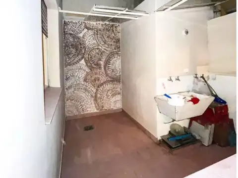 Se vende un departamento de 2 ambientes en planta baja