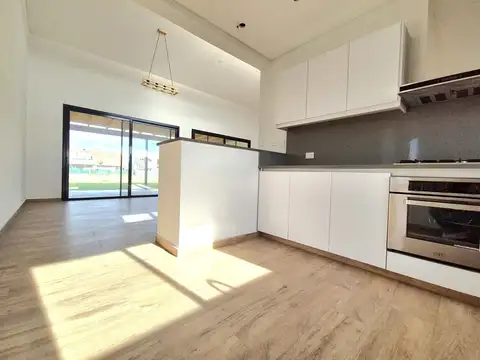 Casa  en Venta en Riberas, Puertos, Escobar