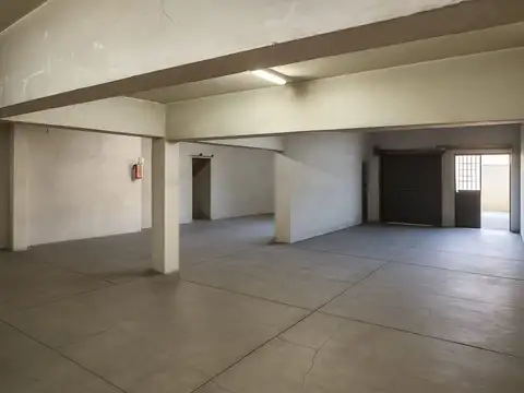 Local en Venta 48 años