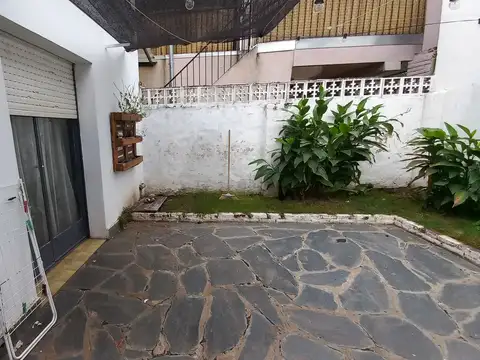 Depto Tipo Casa en Venta en Martinez, USD 108.000