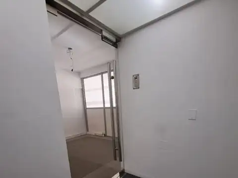 ALQUILER OFICINA CATALINAS 
