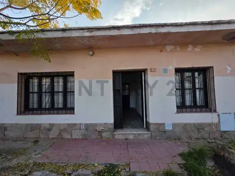 CASA PARA RECICLAR – DORREGO, GUAYMALLÉN