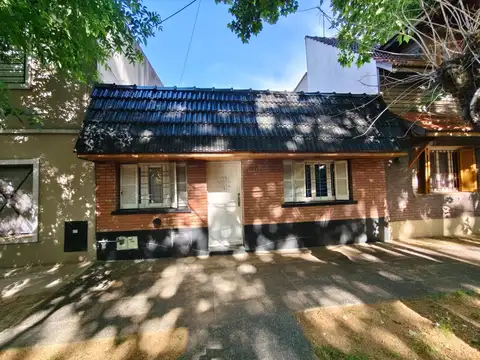 Excelente Casa  6.87x13.33 de 4 Amb. 91 Mts. Pueyrredon 300. Lomas De Zamora