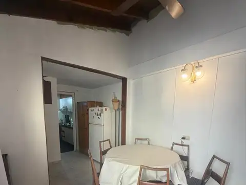 Excelente Casa  6.87x13.33 de 4 Amb. 91 Mts. Pueyrredon 300. Lomas De Zamora