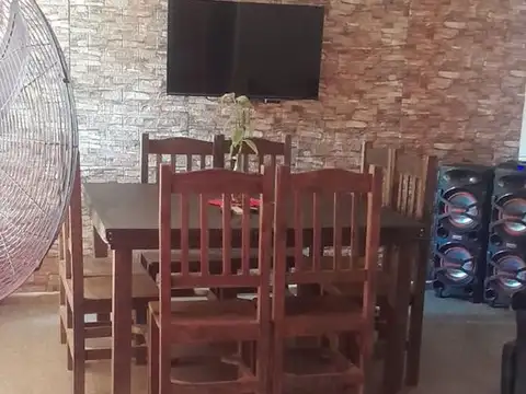 Casa en Venta con 1 cochera