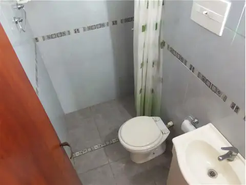 Depto Tipo Casa en Venta en Castelar, USD 40.500