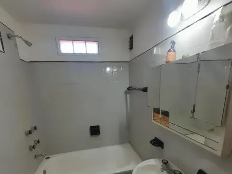 Departamento en Alquiler en Agronomia, $ 450.000