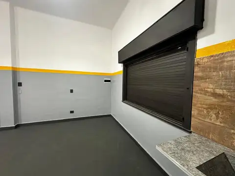 Galpon en Alquiler 10  mts Fondo