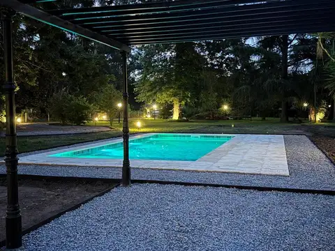 Casa 5 ambientes con 4 baños