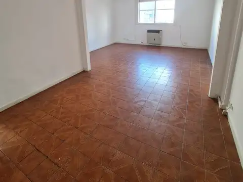 Sarmiento 1800, Piso 3