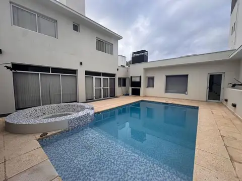 Casa en Venta en El Challao, Las Heras