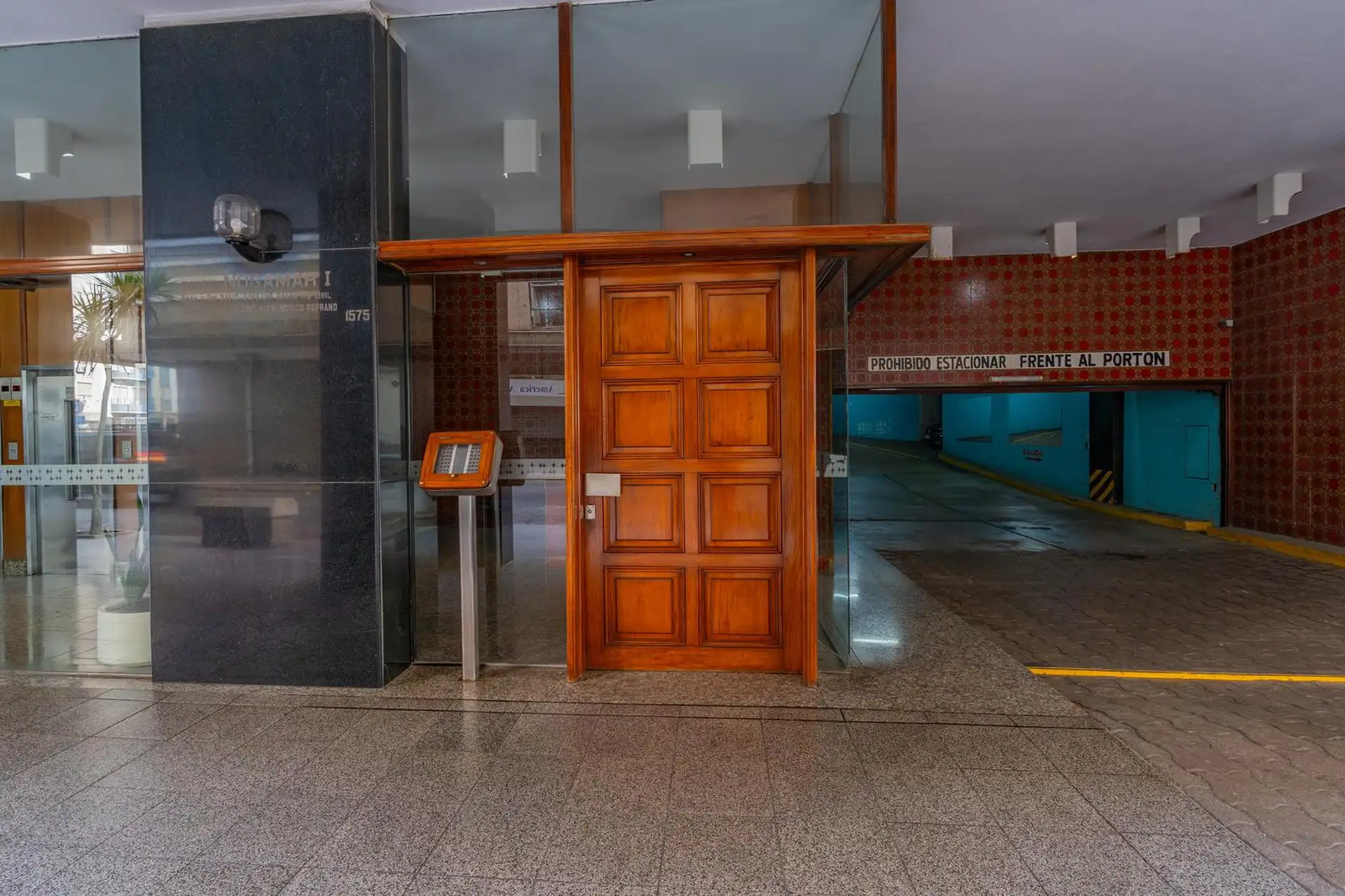 Venta departamento de 2 ambientes con cochera