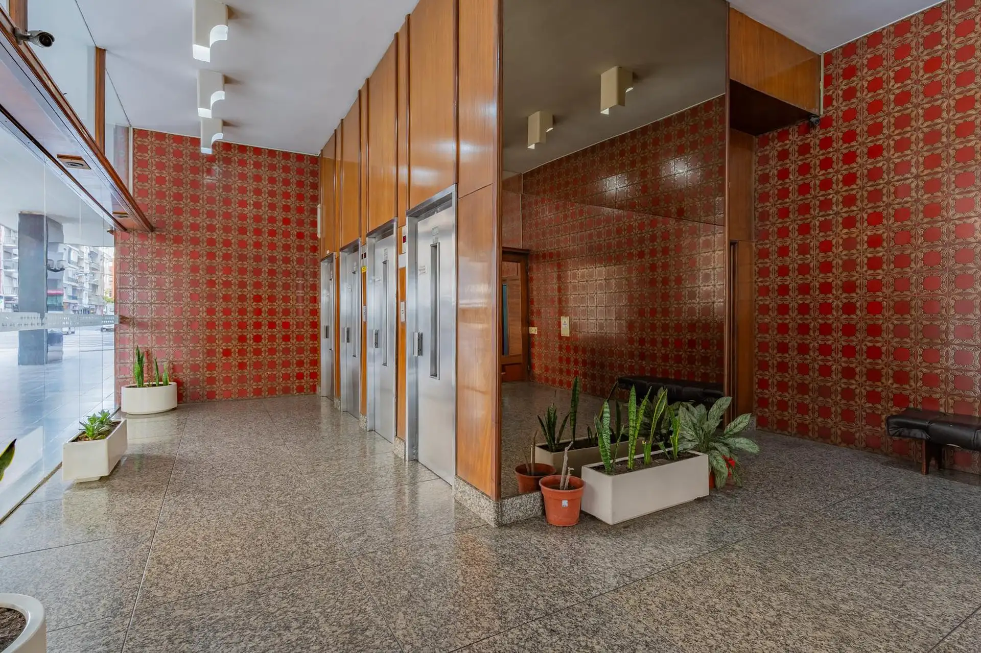 Venta departamento de 2 ambientes con cochera