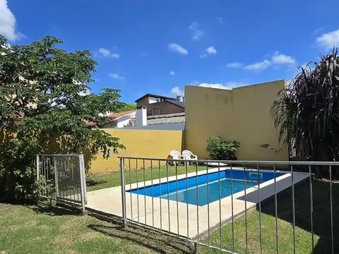 Casa en Venta al Este