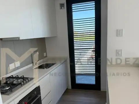 Departamento en Alquiler con 1 cocheras