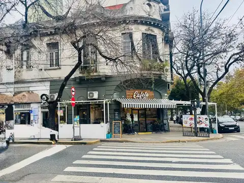 Edificio Comercial en Chacarita