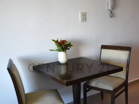 40 e/ 17 y 18 1100, Piso 5