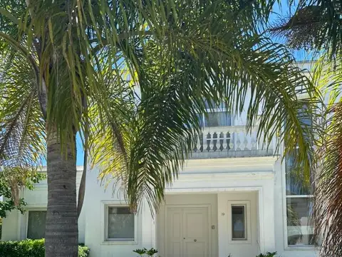 Casa en Alquiler de 3 dormitorios