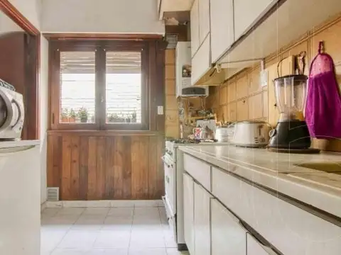 Depto Tipo Casa 3 ambientes con 2 baños