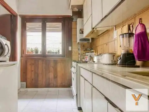Depto Tipo Casa 3 ambientes con 2 baños