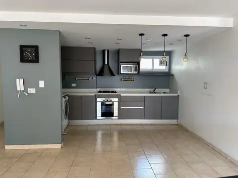 Depto Tipo Casa en Venta en Coghlan, USD 360.000