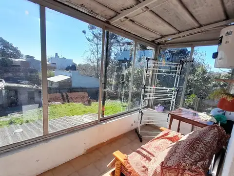 CASA 6 AMBIENTES EN VENTA LONGCHAMPS