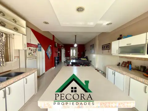 APTA CREDITO - Casa - Lambertucci - Eugenia Tapia de Cruz 2000 - Belen de Escobar