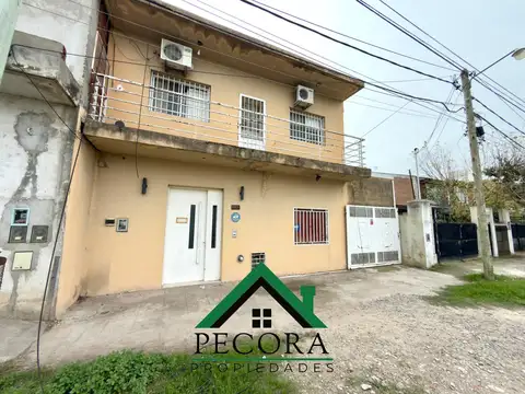 APTA CREDITO - Casa - Lambertucci - Eugenia Tapia de Cruz 2000 - Belen de Escobar