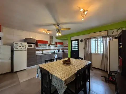 Casa en Venta en Lanus Oeste, USD 129.000