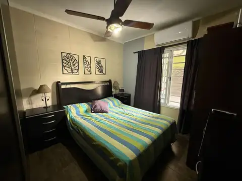 CASA 3 AMB C/2 COCHERAS, PATIO, LAVADERO Y TERRAZA