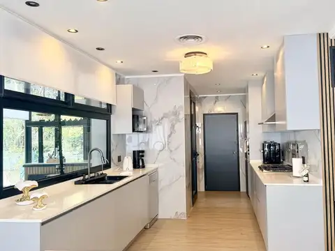 Casa en Venta en Countries y Barrios Cerrados en Esteban Echeverria, USD 750.000