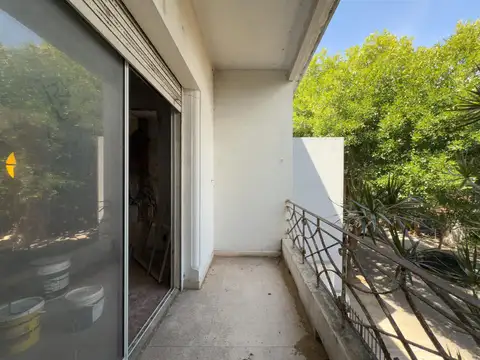 Depto Tipo Casa en Venta 50 años