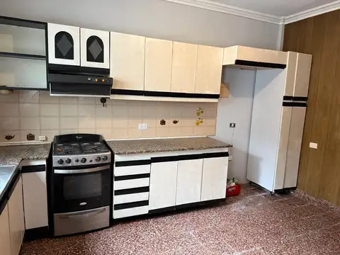 Casa en Alquiler 50 años
