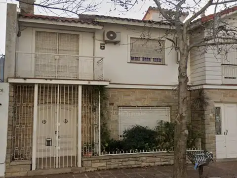 Casa en Alquiler en Lanus Oeste, Lanus