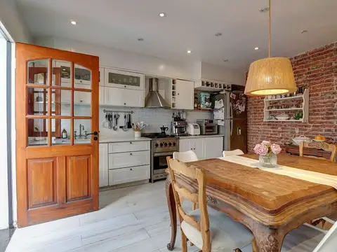 VENTA PH 5 AMB VILLA DEVOTO CON PATIO REFACCIONADO