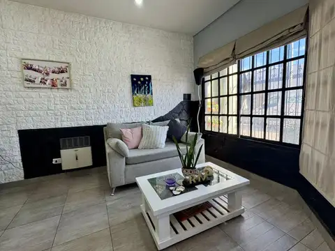 Depto Tipo Casa en Venta de 3 dormitorios