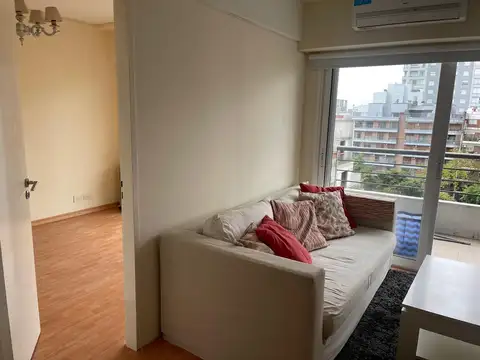 Alquiler Bucarelli al 1900 Dos ambientes  balcón.  Terraza exclusiva. Urquiza R