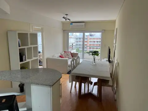 Bucarelli 1900, Piso 8