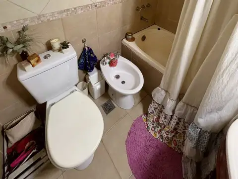 Depto Tipo Casa 2 ambientes con 1 baño