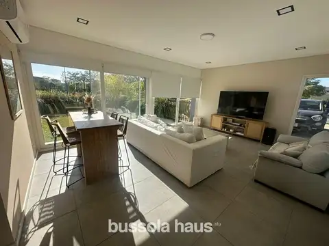 Casa en Alquiler al Oeste