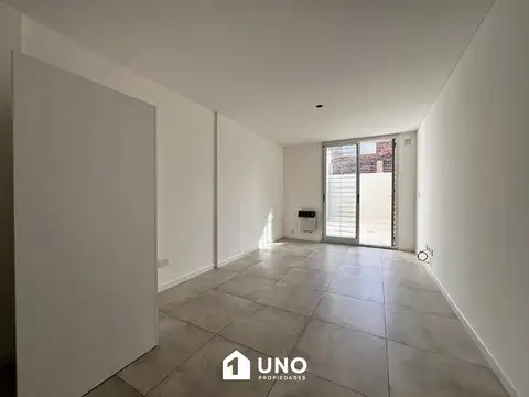 Ovidio Lagos 100, Piso 1