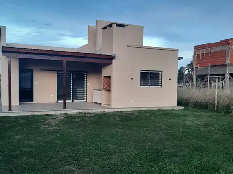 Mgm. Preciosa casa apta crédito Cardales Chico