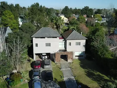 Casa en Venta de 4 dormitorios