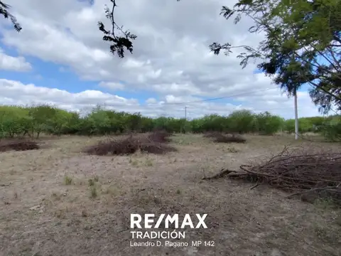 Terreno en Venta de 303,0 m2