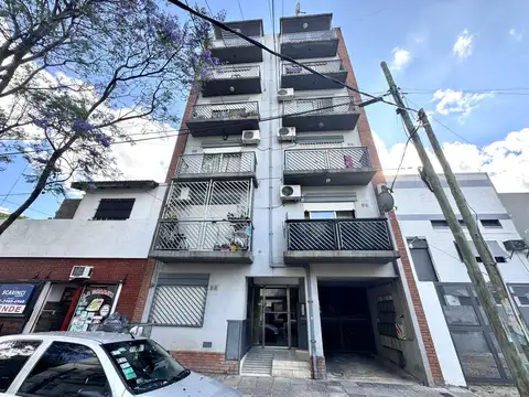 Neuquén 3200, Piso 2