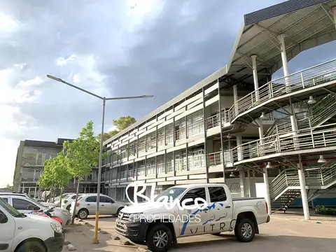 Local  en Alquiler en Verdi 57, Pilar, G.B.A. Zona Norte