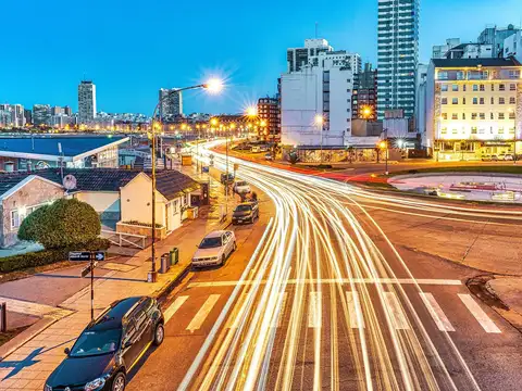 Av. Juan B. Justo