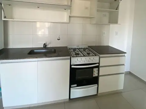 Departamento en Alquiler en Godoy Cruz, $ 750.000